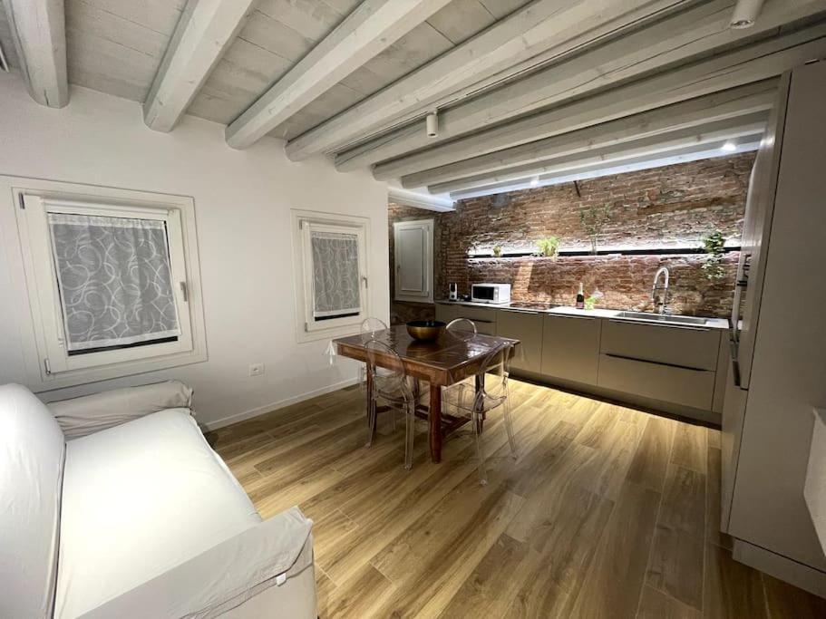 Antico Rudere Luxury Apartment Chioggia Exterior photo